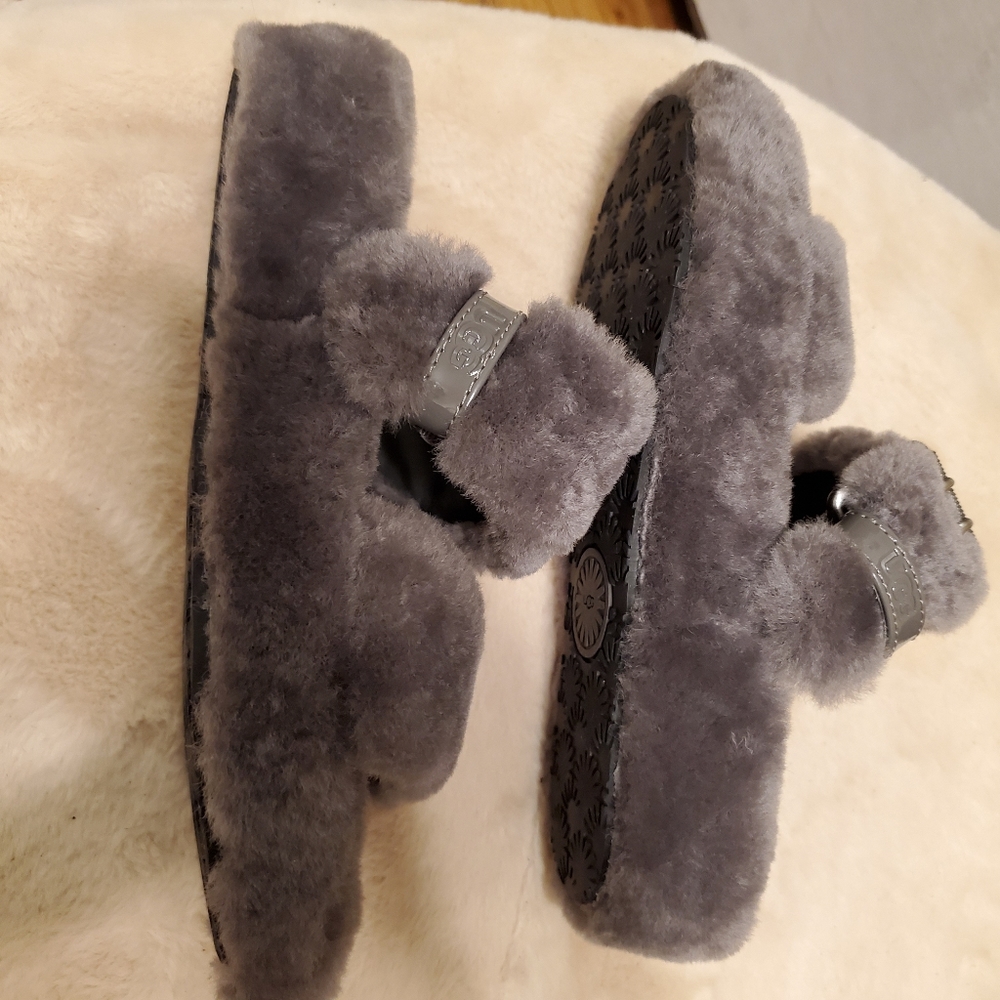 Ugg Fuzz Yeah Wedge Sandals Slides Slipp - image 7